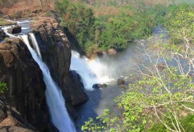 Athirappalli Waterfalls